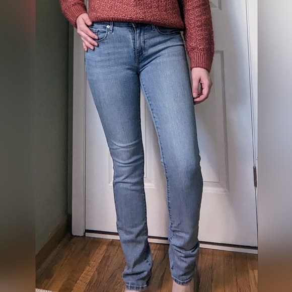 Levi's Mid Rise Skinny Jeans | Size 27 - Picture 9 of 12